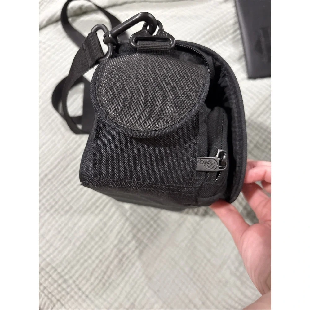 GENUINE Lowepro Edit 110 Camera Case/Bag Black - EUC